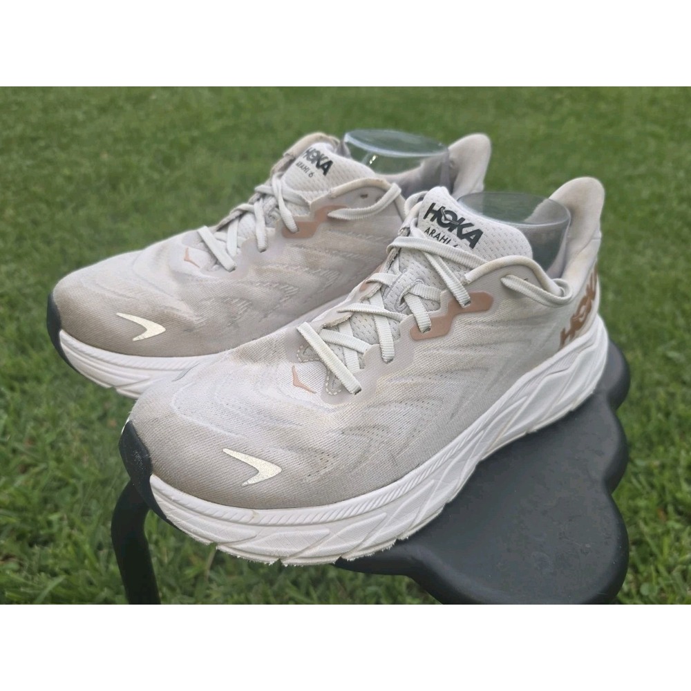 Hoka Arahi 6 Womens Running Shoes Cream Rose Gold Stability Sneakers 1123195